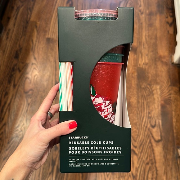 Starbucks Dining Nwt Starbucks Holiday Reusable Cold Cup With